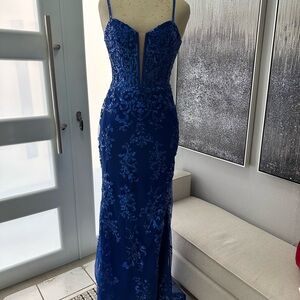 Elegant Royal Blue Embroidered Evening Gown